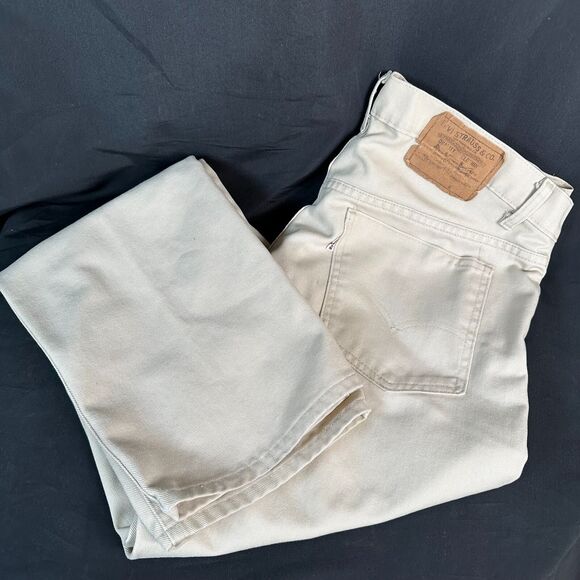 Levis Strauss Straight Leg Denim 523 Jeans Pants Beige 38x32 White Tab Made USA - Picture 1 of 9